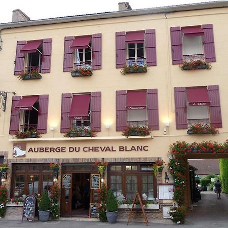 Auberge du Cheval Blanc Avallon Extérieur photo